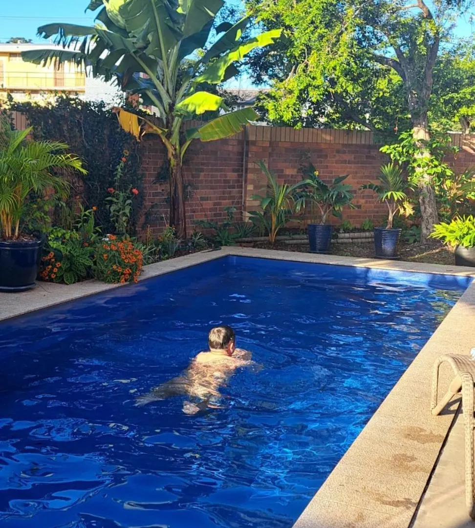 Panzió Brisbane 1960S Pool House - Hosted Bed And Breakfast